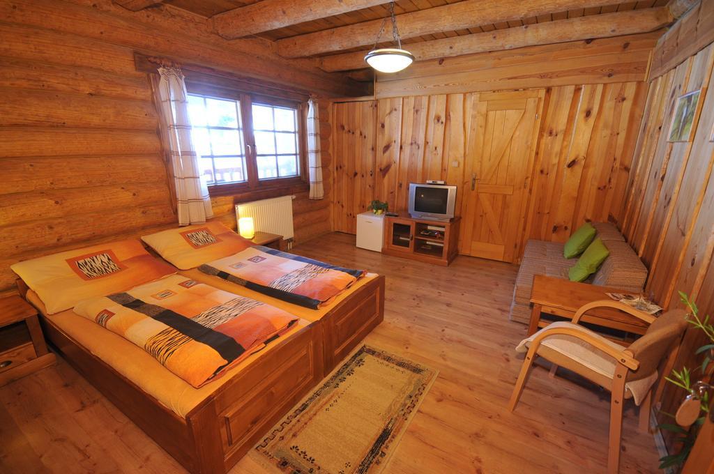 Penzion-Ranc U Trapera Hrabušice Chambre photo